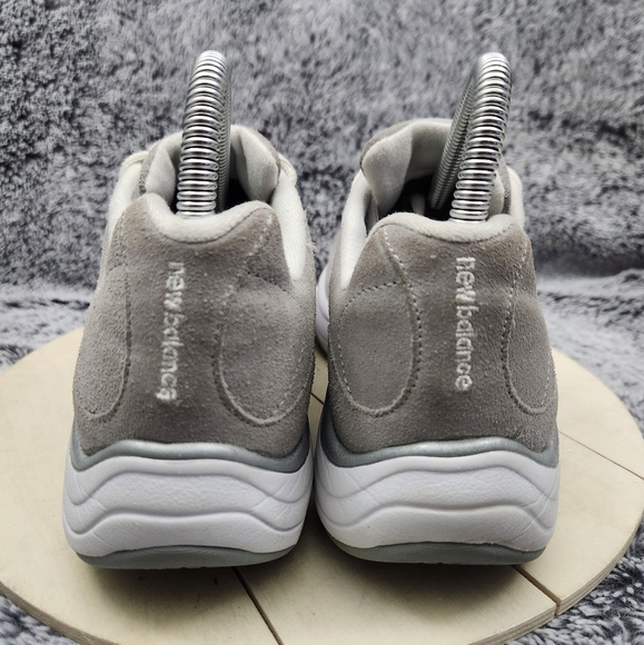 New Balance 1442 Women’s Size 8 - Picture 7 of 9